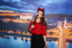 Fotostena Bratislava - prenájom fotokútika na firemný event.