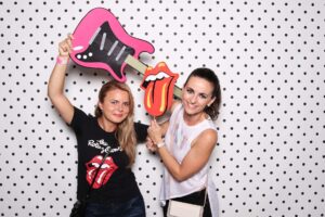 Rocková párty - fotokútik na retro večierok - fotobox Bratislava.